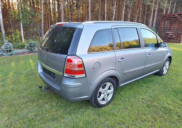 Opel Zafira cena 14300 przebieg: 195678, rok produkcji 2005 z Białobrzegi małe 106